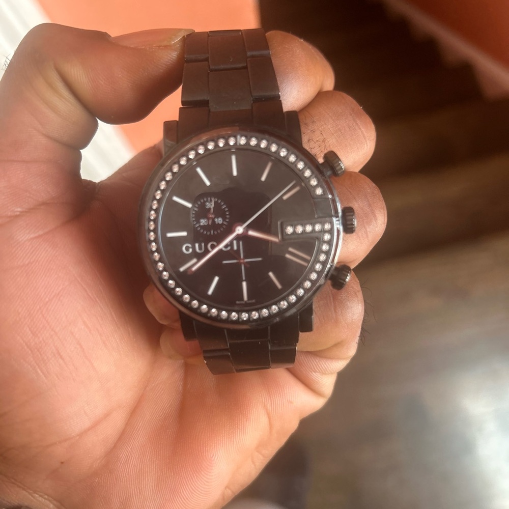 Gucci Chronograph Watch with Diamond Dial